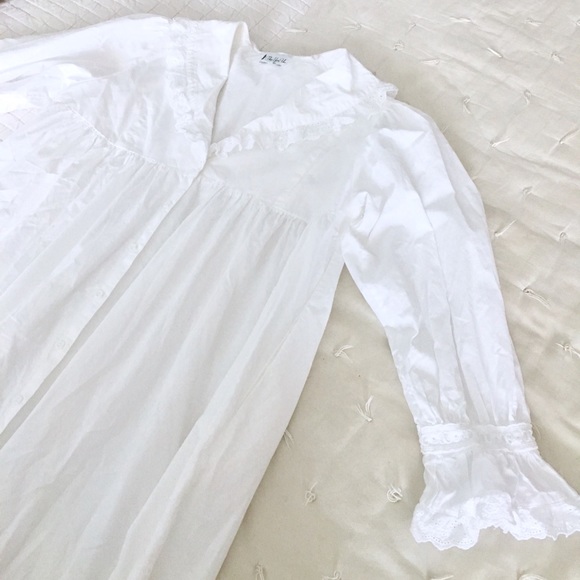 The 1 For U Dresses & Skirts - Vintage Pure Cotton Victorian Ruffle Nightgown